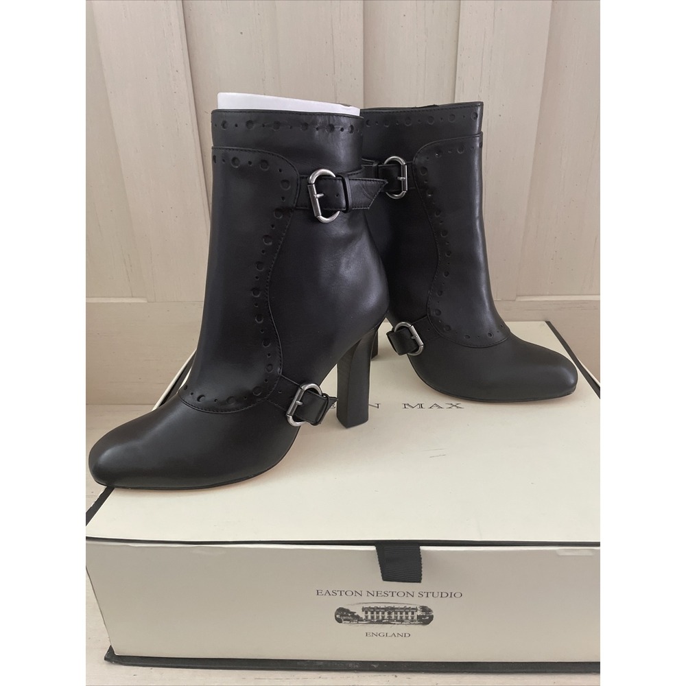 Leon Max womens side zip 3.5" heel ankle boot size 6 M Black NEW Buckle